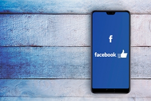 Facebook : Vitrine des Entreprises pour Communication Digitale